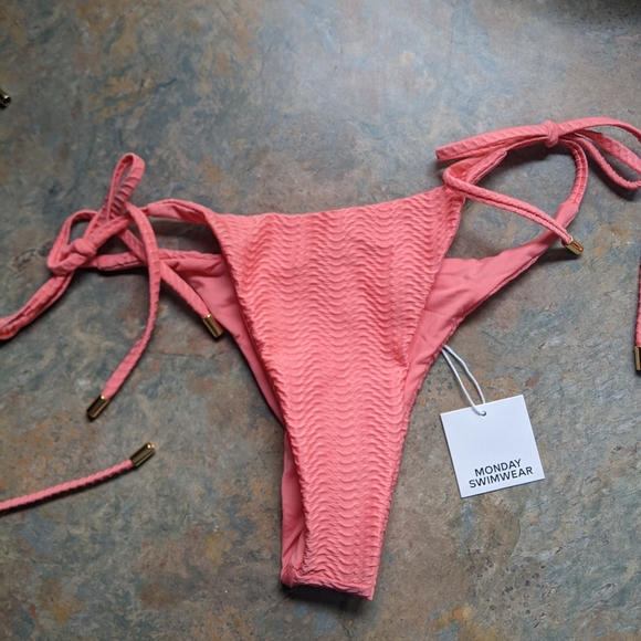 Monday Swimwear Palma Bottom - Picture 2 of 6